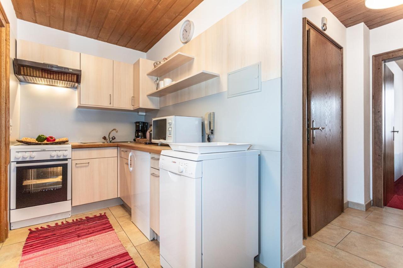ヴェルフェンヴェンクHaus Alexandraアパートメント エクステリア 写真